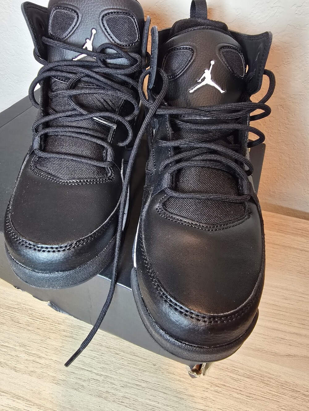 Jordan Flight Club FLTCLB 91 GS New 6.5 Boys New Black And White - Picture 4 of 6